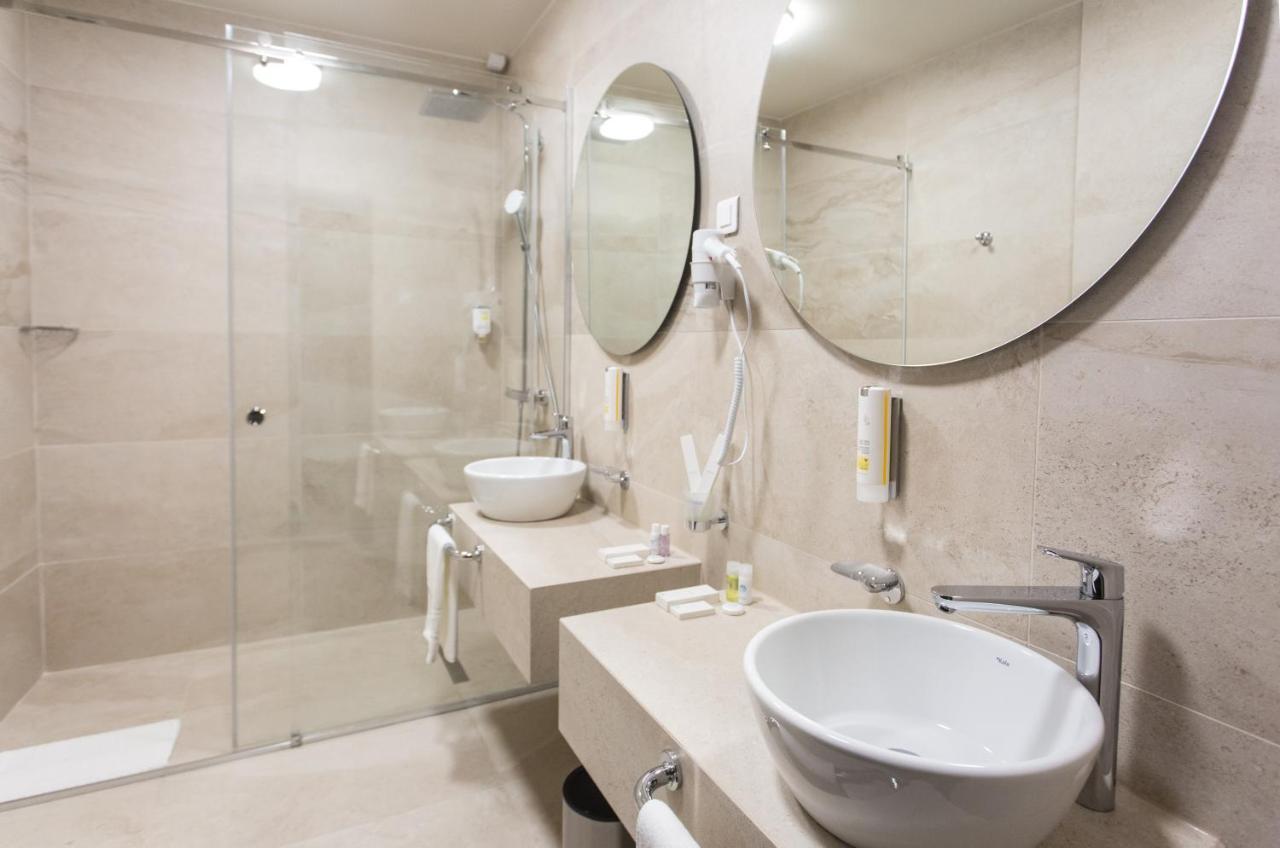 Hotel Grand Hedonist Панчево Экстерьер фото