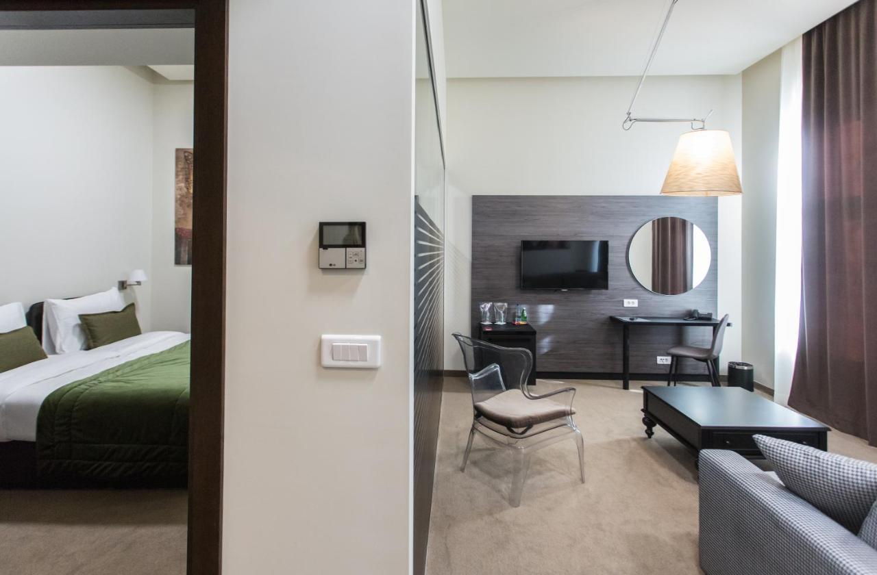 Hotel Grand Hedonist Панчево Экстерьер фото